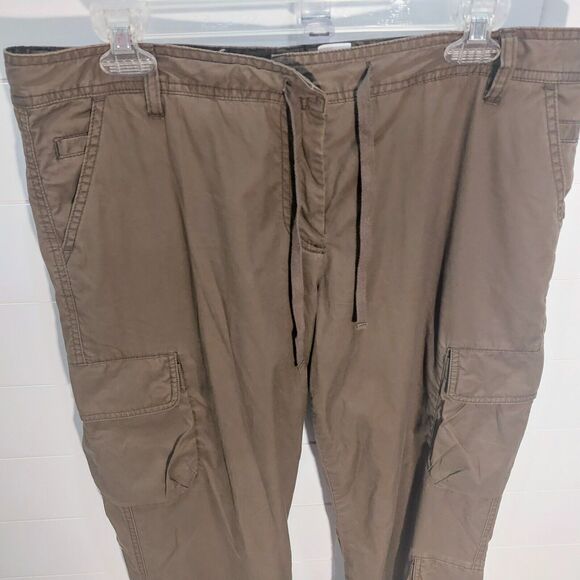 J Crew Women's Favorite Fit Cargo Pants Size 14 Green Roll Up Legs Skater - Picture 2 of 12